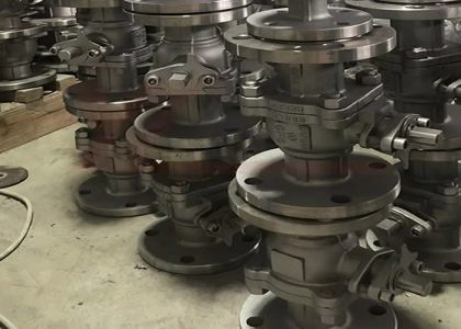 Máy van cổng thép nhiệt độ thiết kế đinh kép với nắp đinh