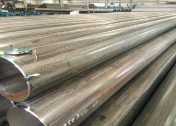 Dầu khí và ngành công nghiệp khí đốt ERW ống thép với đường thẳng / Beveled / Threaded cuối chiều dài 5,8m-12m
