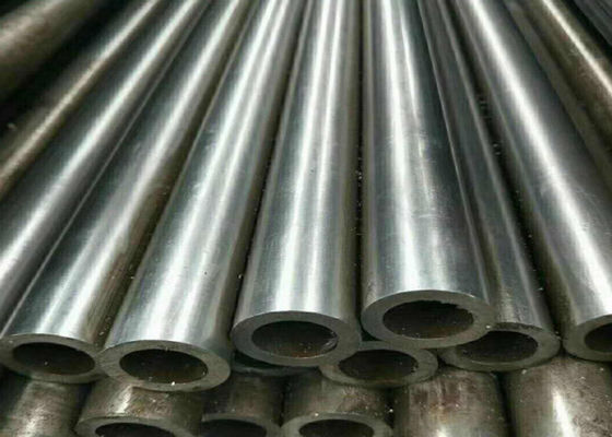 Kháng nhiệt độ ASTM A213 Sắt kim loại hợp kim thép liền mạch với TPI