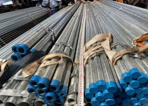 Q195-Q345 lớp điện khí hàn ống thép 0,5-60mm tùy chỉnh với kiểm tra đầu nắp