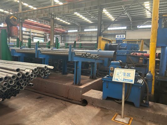 Đường ống dẫn dầu ống thép liền mạch cán nóng API 5L Tiêu chuẩn ASTM A106 A53