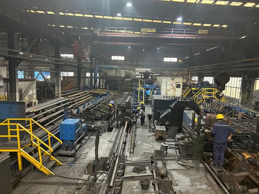 Đường ống dẫn dầu ống thép liền mạch cán nóng API 5L Tiêu chuẩn ASTM A106 A53