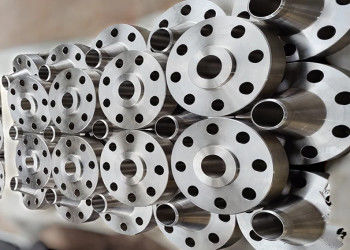 Mặt bích trượt thép bề mặt dầu chống gỉ cho hiệu suất kết nối ren