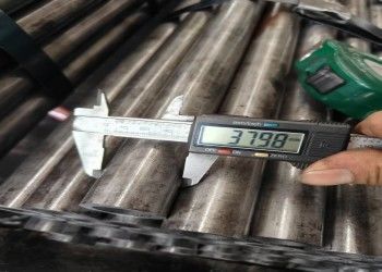 Ống thép carbon dầu chống gỉ ASTM A106 ±5% Dung sai