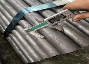 ISO trao đổi nhiệt ống thép 0,7-30MM Độ dày tường Độ dài tùy chỉnh